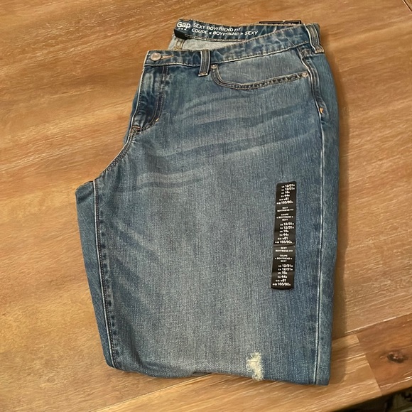 GAP Denim - Sexy Boyfriend Fit Jeans